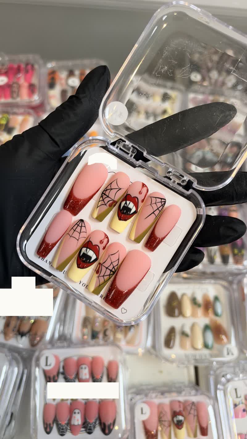 Davi Nails nail design