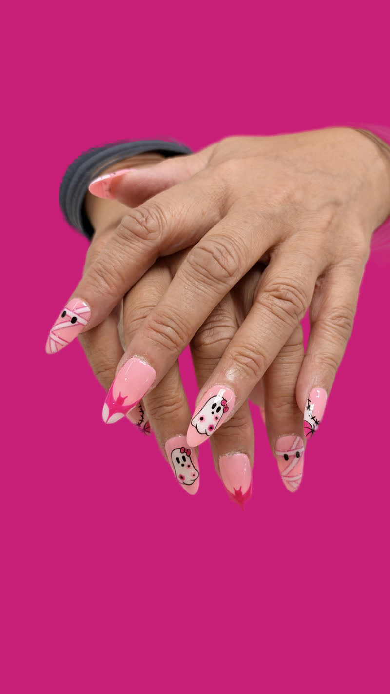 Davi Nails finished nails